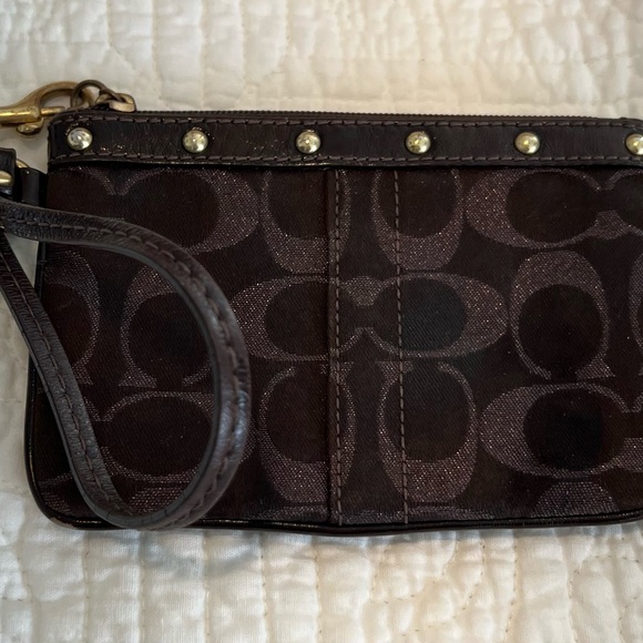 Coach signature studded wristlet - Picture 2 of 6
